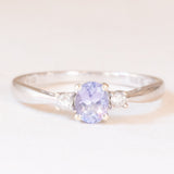 Trilogy vintage in oro bianco 9K con tanzanite (0.35ct ca.) e diamanti (0.03ctw ca.), anni ‘90