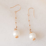 Orecchini pendenti vintage in oro giallo 10K con perle bianche, anni ‘60/‘70