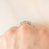 Trilogy vintage in oro bianco 9K con zaffiri verde sintetici (0.80ctw ca.) e diamanti, anni ‘90