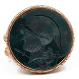 Anello a sigillo antico in 8k e princisbecco con diaspro sanguigno inciso, fine '800