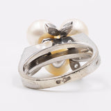 Anello vintage in oro bianco 14k con tre perle e diamanti , anni '60