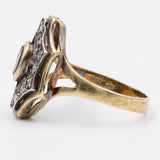 Anello vintage in stile antico in oro giallo 18K e argento con zaffiro e rosette di diamante