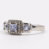 Anello vintage in oro bianco 9K con tanzaniti e diamanti