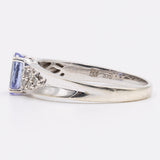 Anello vintage in oro bianco 9k con tanzanite (0,80ct) e diamanti (0,10ctw)