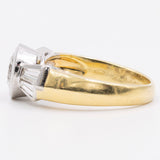 Anello vintage in oro giallo e bianco 18k con diamante centrale (1ct) e diamanti laterali (0,50ct)