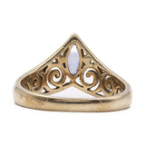 Anello vintage a "V" in oro giallo 9k e zaffiro
