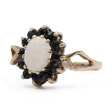 Anello vintage a margherita in oro giallo 9k con opale e zaffiri