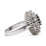 Anello vintage a margherita in oro bianco 14k con zaffiro (1,80ct) e diamanti (1,16ctw)
