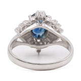 ANELLO A BALLERINA VINTAGE IN PLATINO CON ZAFFIRO (1.36CT) E DIAMANTI (0.48CTW)