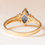 Anello vintage in oro giallo con zaffiro (0.80ct ca.) e diamanti di taglio brillante (0.18ctw ca.), anni ‘80