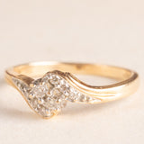 Anello vintage in oro giallo e bianco 9K con diamanti di taglio brillante (0.12ctw ca.), anni ‘70/‘80