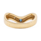 Anello vintage a V in oro giallo 18k con zaffiro e diamante, anni '70