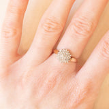 Anello a fiore vintage in oro giallo e bianco 9K con diamanti (0.18ctw ca.), anno 1994