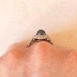 Anello a margherita vintage in oro bianco 14K con perla nera e diamanti di taglio brillante (0.40ctw ca.), anni ‘70