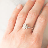 Anello a fiocco di neve in oro bianco 14K con diamanti di taglio brillante (0.55ctw ca.), anni ‘70/‘80