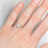 Anello a fiore vintage in platino con diamanti di taglio brillante (0.32ctw), anni ‘70/‘80