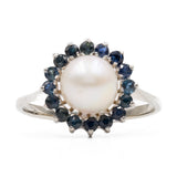 Anello vintage in oro bianco 14k con perla e zaffiri, anni '60