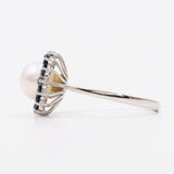 Anello vintage in oro bianco 14k con perla e zaffiri, anni '60