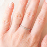 Mezzo eternity vintage in oro bianco 9K con diamanti (0.15ctw ca.)