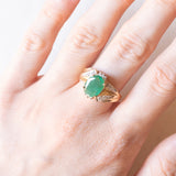 Anello vintage in oro giallo e bianco 10K con smeraldo (1.70ct ca.) e diamanti, anni ‘60/‘70