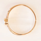 Anello a fascia vintage in oro giallo 8K con opale (0.25ct ca.) e perline bianche, anni ‘70