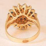 Anello a fiore vintage in oro giallo 14K con zaffiri (0.40ctw ca.) e diamanti (0.40ctw ca.), anni ‘70/‘80
