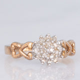 Anello a fiore vintage in oro giallo e bianco 9K con diamanti (0.15ctw ca.), anni ‘80