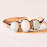 Anello trilogy antico in oro giallo 9K con opali (0.90ctw ca.), anni ‘10