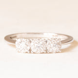 Anello “trilogy” in oro bianco 18K con diamanti (0.42ctw ca.), anni ‘80