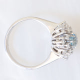 Anello a fiocco di neve vintage in oro bianco 14K con acquamarina (0.50ct ca.) e diamanti (0.70ctw ca.), anni ‘70