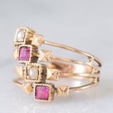 Anello “quadruplo” vintage in oro giallo 18K con paste di vetro rosse e perline bianche, anni ‘60