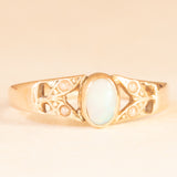 Anello a fascia vintage in oro giallo 8K con opale (0.25ct ca.) e perline bianche, anni ‘70