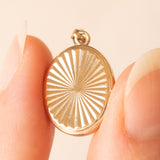 Ciondolo portafoto ovale vintage con lamina in oro giallo 9K su metallo, anni ‘70