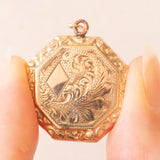 Ciondolo portafoto ottagonale vintage con lamina in oro giallo 9K su metallo, anni ‘40/‘50