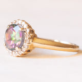 Anello a margherita moderno in oro giallo 9K con topazio mistico (1.30ct ca.) e diamanti di taglio brillante (0.20ctw ca.)