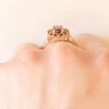 Anello a margherita vintage in oro giallo 9K con granati (1.40ctw ca.), anno 2006