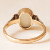 Anello vintage in oro giallo e bianco 9K con opale (1ct ca.), anni ‘70