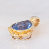 Ciondolo vintage in oro giallo 9K con fluorite (4.30ct ca.), anni ‘80
