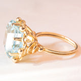 Anello da cocktail vintage in oro giallo 18K con acquamarina (7.50ct ca.), anni ‘60/‘70