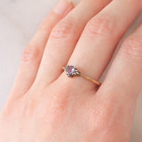 Trilogy vintage in oro giallo 8K con tanzanite e diamanti, anni ‘80
