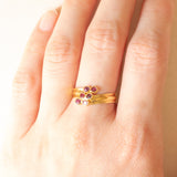 Anello vintage in oro giallo 18K con rubini sintetici (0.30ctw ca.), anni ‘60