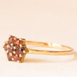 Anello a fiore vintage in oro giallo 8K con granati (0.35ctw ca.), anni ‘50/‘60