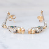 Orecchini Art Déco in oro giallo e bianco 14K con smeraldo, zaffiri, diamanti (0.45ctw ca.) e perle bianche, anni ‘30