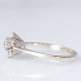 Anello a margherita vintage in oro bianco 18K con diamanti (0.36ctw ca.), anni ‘60/‘70