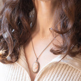 Collana antica con catenina in argento e con ciondolo in argento con cammeo, primi del ‘900