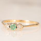 Trilogy vintage in oro giallo 9K con smeraldo e diamanti, anno 1981