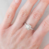 Anello vintage in platino con diamanti di taglio brillante e baguette (0.60ctw), anni ‘90