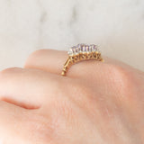 Anello vintage in stile vittoriano in oro giallo 9K con ametiste (0.50ctw ca.) e diamanti