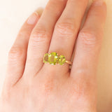 Trilogy vintage in oro giallo 9K con peridoti (3ctw ca.)