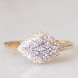 Anello vintage in oro giallo e bianco 9K con tanzaniti (0.25ctw ca.) e diamanti, anni ‘90